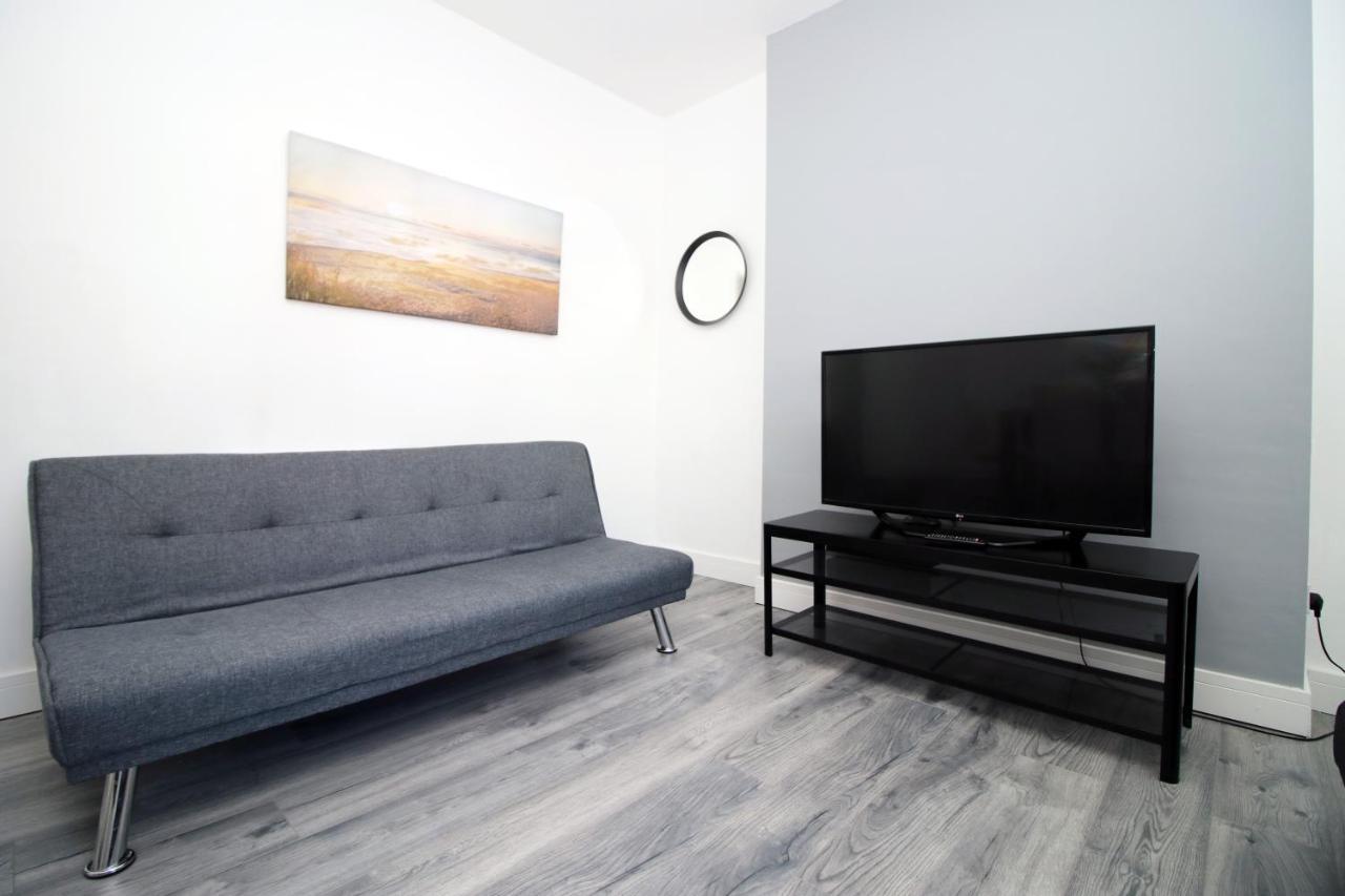 Апартаменты Executive Style 2 Bed Flat In Bridgend F2 Экстерьер фото